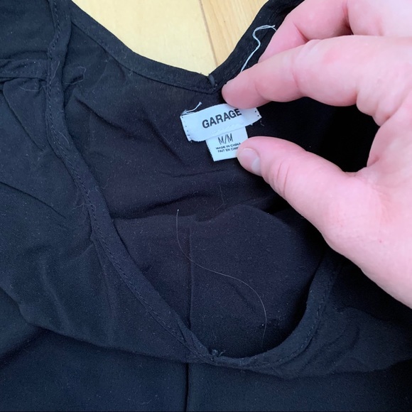 🦋✨ 2/15$ TOPS ✨🦋  GARAGE TOP - Picture 4 of 4